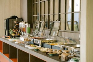 Petit déjeuner buffet compris tous les jours