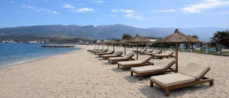 Privat strand och strandbarer