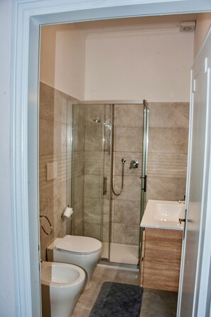 Nicht klassifiziertes Bild, 4 von 7, Schaltfläche