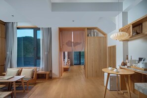 Signature Duplex, Patio, Hill View | Individually decorated, individually furnished, desk, laptop workspace - HeartLand Logde MoGanShan. (Huzhou)