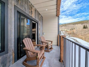 Terrace/patio - New Luxury | Keystone Lake | King Bed (Keystone)
