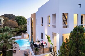 泳池
