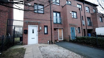 House, 4 Bedrooms, Accessible | Exterior