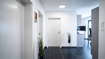 Bügeleisen/Bügelbrett, kostenloses WLAN