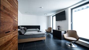Free minibar items, iron/ironing board, free WiFi, bed sheets