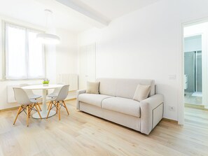 صورة غير مصنفة، 4 من 36، زرّ