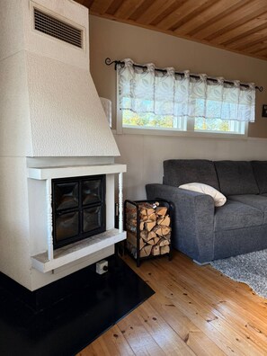 House, 2 Bedrooms, Fireplace, Garden View - Camp Caroli Olala House (Jukkasjarvi)