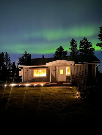 House, 2 Bedrooms, Fireplace, Garden View | Exterior detail. Camp Caroli Olala House