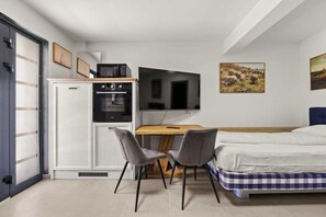 1 bedroom, iron/ironing board, free WiFi, bed sheets - Holiday Apartment Vanga (Vrvari-Poreč)