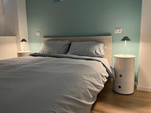 Tabla de planchar con plancha y wifi gratis 