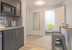 Apartment, 2 Bedrooms, Non Smoking | Private kitchen - Student Only iQ City (London)