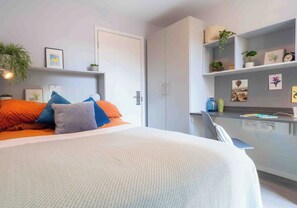 Apartment, 2 Bedrooms, Non Smoking - Student Only iQ City (London)