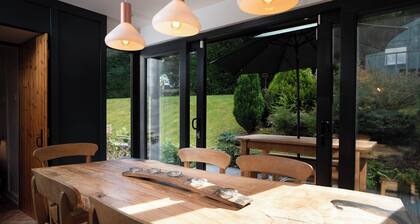 Cosy and stylish, dog and family friendly cottage just south of Aviemore
