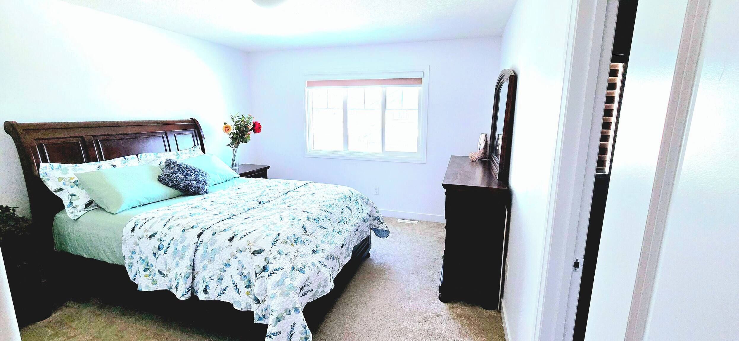 Nhà, 3 phòng ngủ, sân hiên | 3 phòng ngủ 