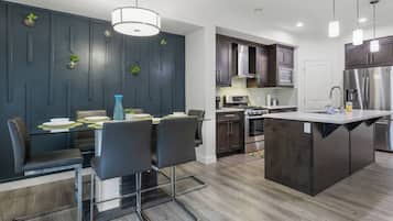 House, 3 Bedrooms, Patio | Interior