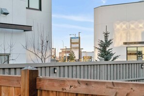 Nhà, 3 phòng ngủ, sân hiên | Khuôn viên nơi lưu trú