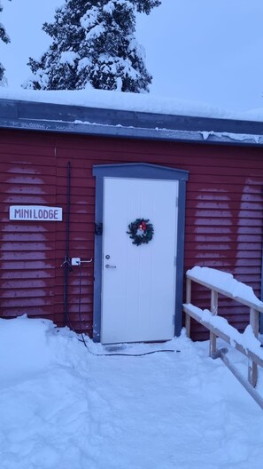 Hus - flera sovrum - utsikt mot trädgården | Exteriör