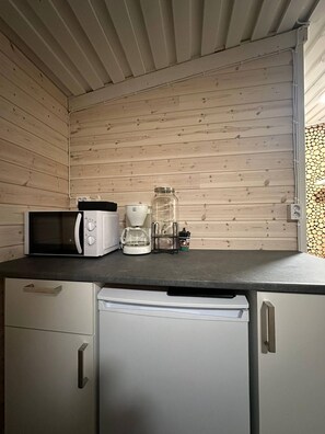 Casa, varias habitaciones, vistas al jardín | Cocina privada