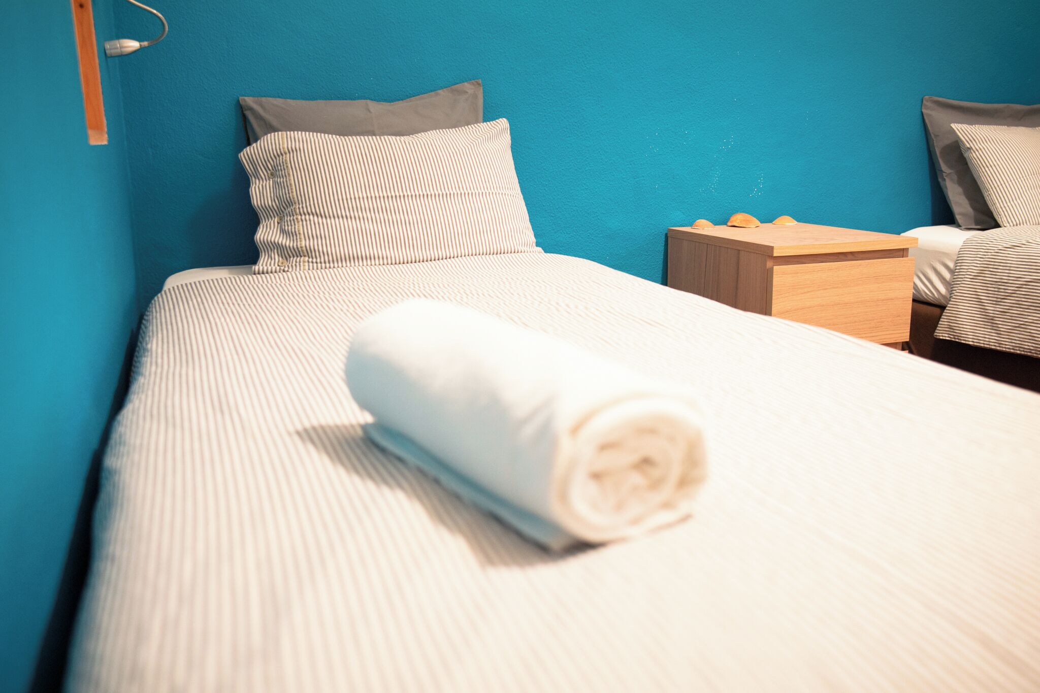 Twin Room, Courtyard View | In-room safe, blackout curtains, free WiFi, bed sheets