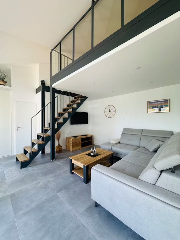 Beachfront Villa With Jacuzzi And Beach Access - Châtelaillon-Plage