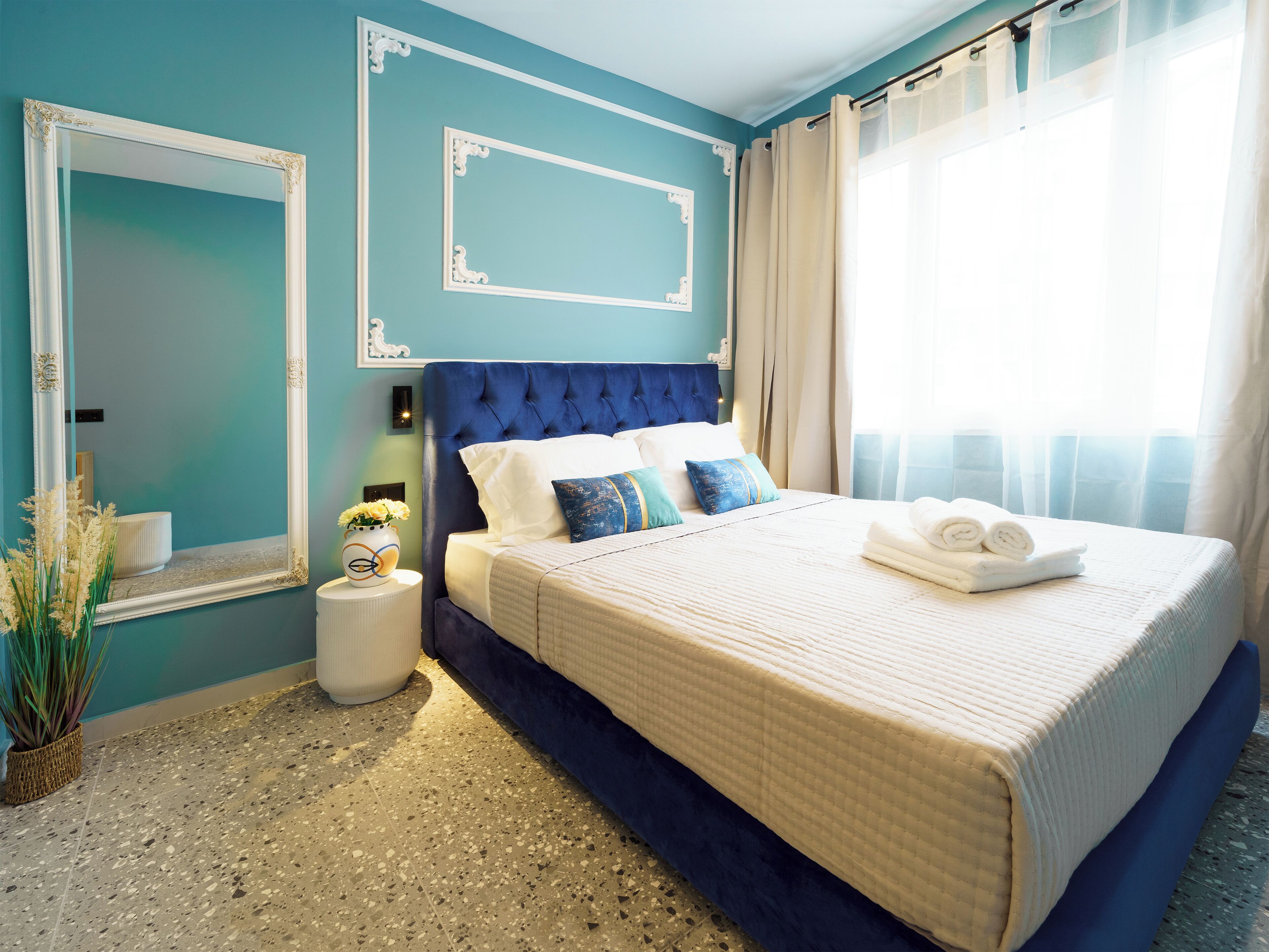 Chambre Deluxe, vue ville | Literie de qualité supérieure, minibar, coffres-forts dans les chambres