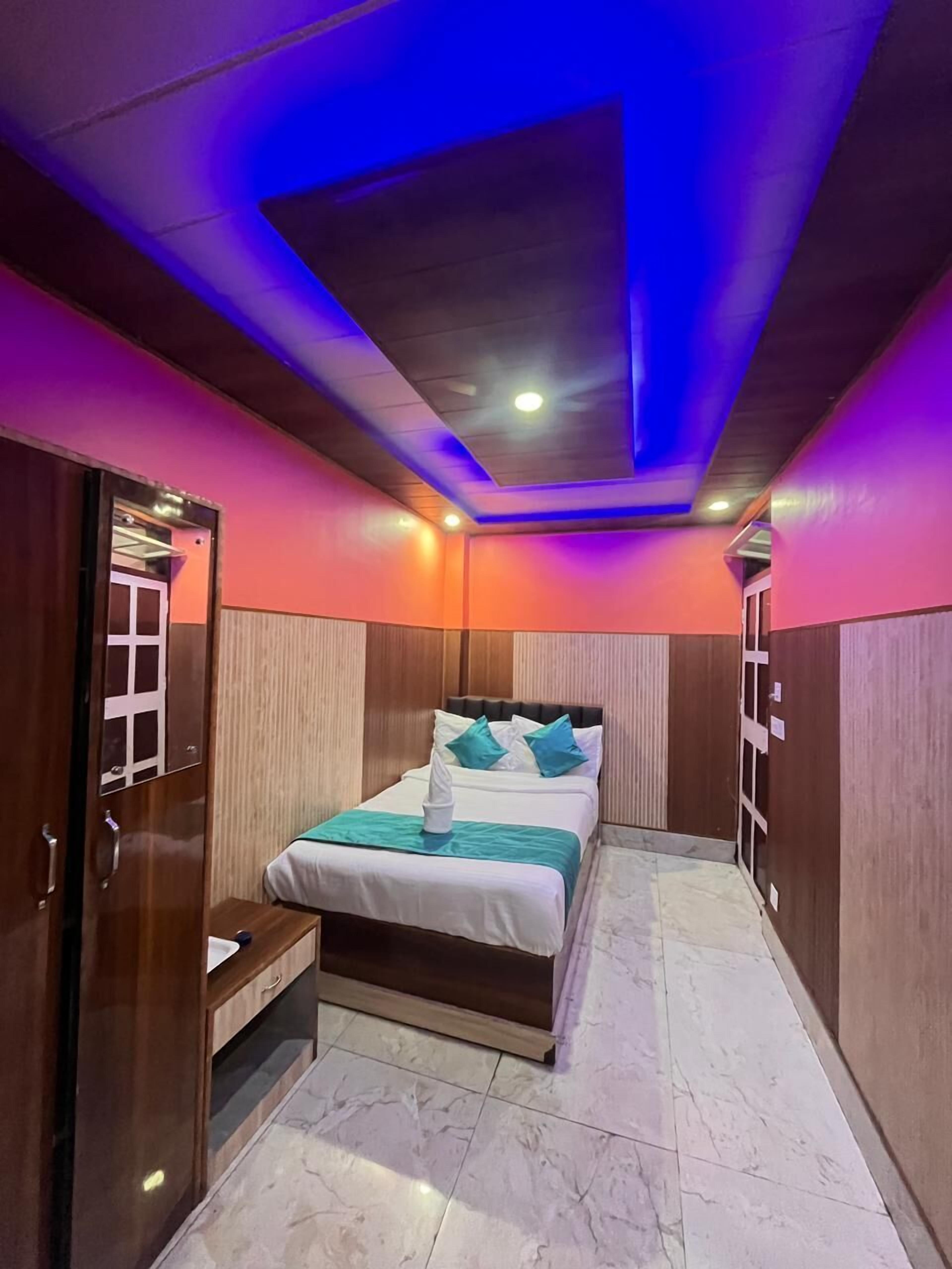 Non View Room | Premium bedding, individually furnished, free WiFi, bed sheets