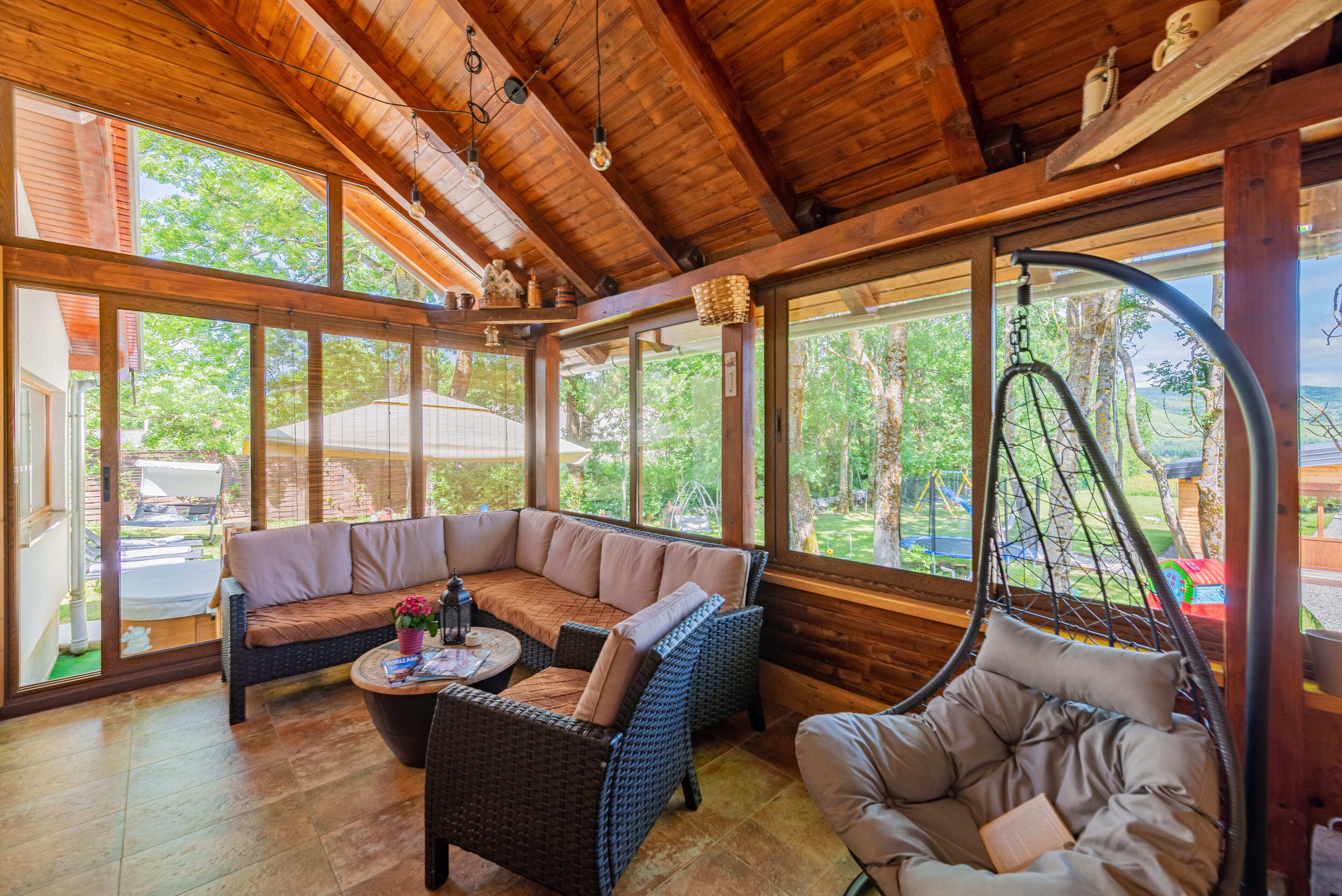 Televisio, pöytäjalkapallopöytä