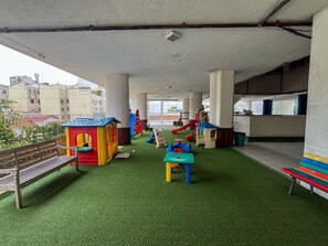 Children’s area - Fantastic two-bedroom apartment in a prime location in Ipanema. (Rio de Janeiro)