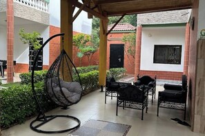 Terrace/patio - Cosy room with single bed, air conditioning and private balcony (M'bour)