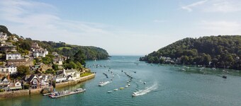 Luxury Dartmouth Townhouse with Pool & Parking