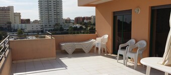 Praia Da Rocha: 3 QUARTOS PARA 16PESSOAS.LUXOSO.MUITO GRANDE. OPTIMAL LOCATION