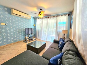 TV - Beautiful, Beach Front, Centrally-located Condo (Rincon)