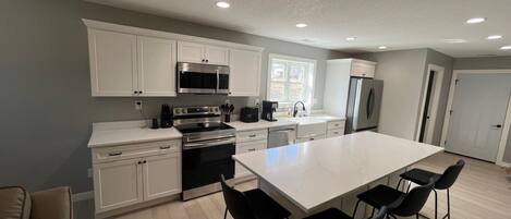 Microwave, oven, stovetop, dishwasher