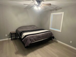 Unclassified image, 2 of 10, button - Rathbun Retreat w/ Golf Simulator (Rathbun)