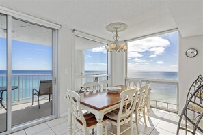 Dining - Can't Beat the Views from ST 1111 with Seasonal Beach Svc for 2 (Destin)
