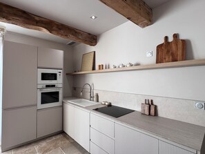 Private kitchen - Petit Mas des Cigales Saint-Rémy de Provence (Saint-Rémy-de-Provence)