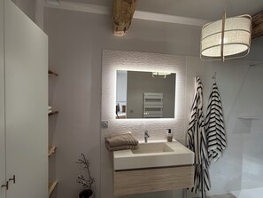 Immagine non classificata, 3 di 4, pulsante