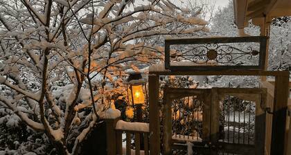 Cozy Cottage off Frankfort Avenue