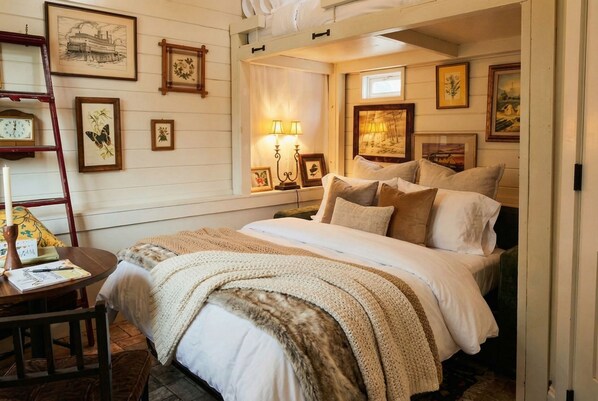 WiFi, bed sheets