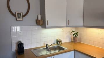 Micro-ondas, fogão, cooktop, lava-louças