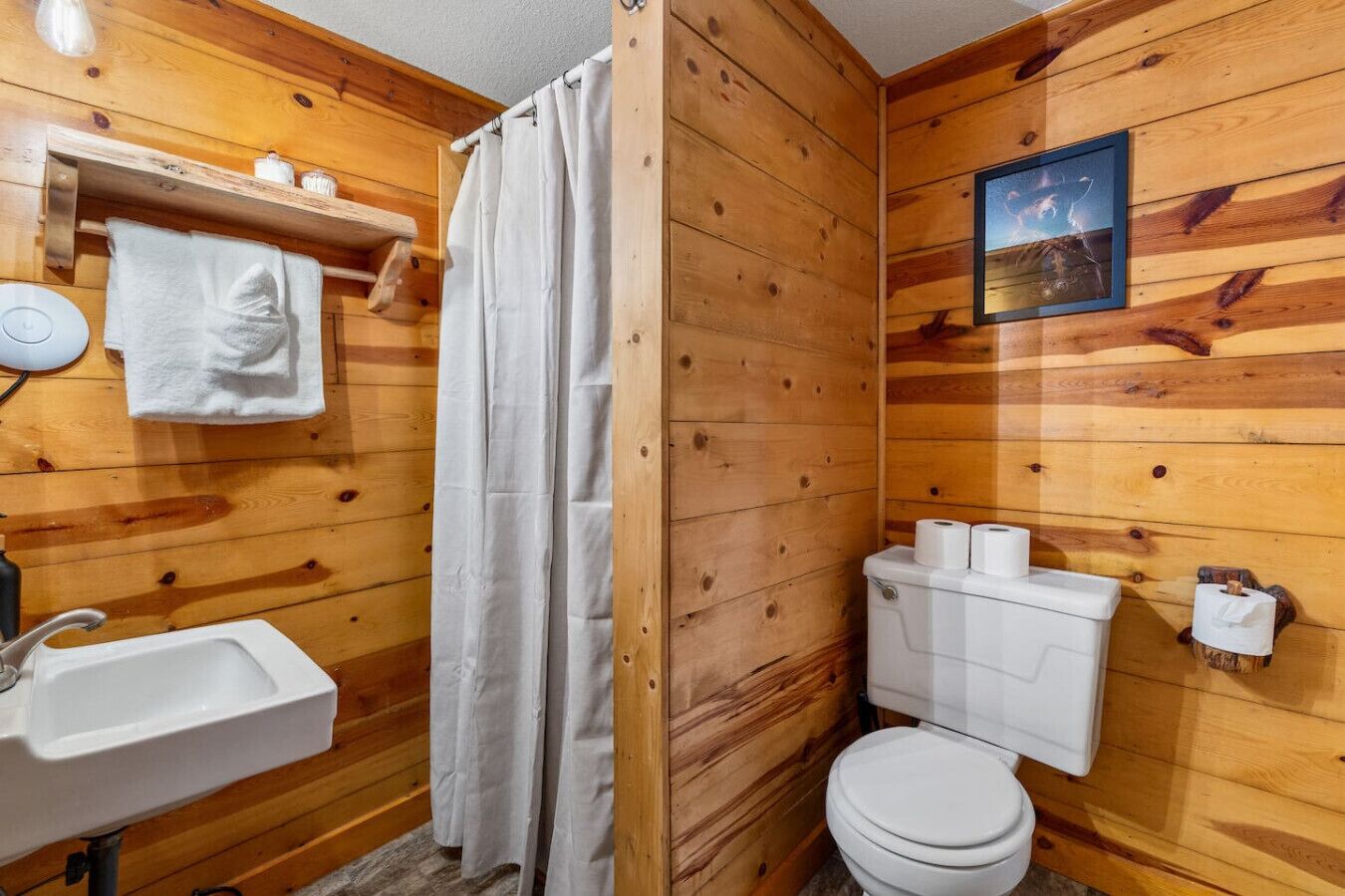 Shower, towels