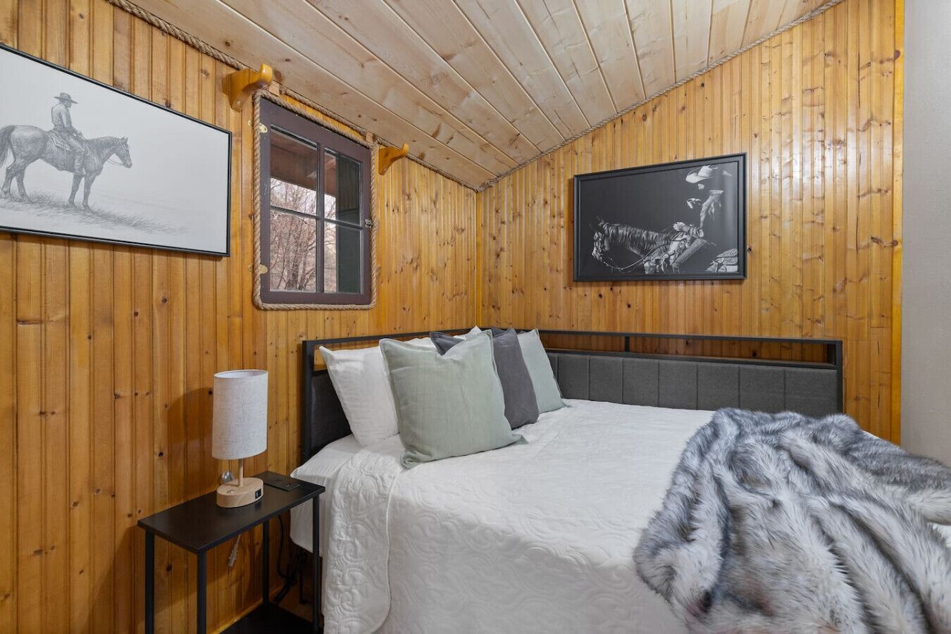 2 chambres, lit de bébé portatif, accès au Wi-Fi (inclus)