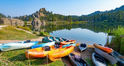Ironwood Cabin Retreat: Rustic Comfort