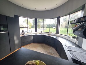 Nicht klassifiziertes Bild, 5 von 27, Schaltfläche