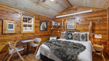 Berço de viagem, Wi-Fi de cortesia, roupa de cama