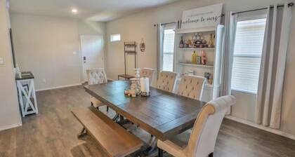 3 Bedroom Home in Elmendorf/San Antonio