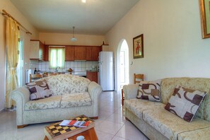 Living area - Blue Villas - With 2 Private Pool (Perama)