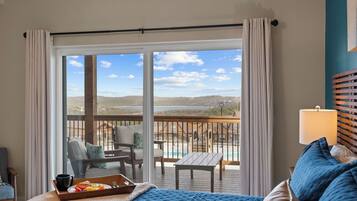 3 bedrooms, iron/ironing board, travel crib, WiFi