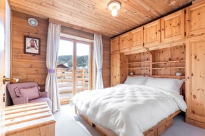 1 chambre, fer et planche à repasser, Wi-Fi, literie fournie