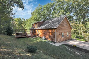 Exterior - Cabin for the Family in Beautiful Hocking Hills (Logan)